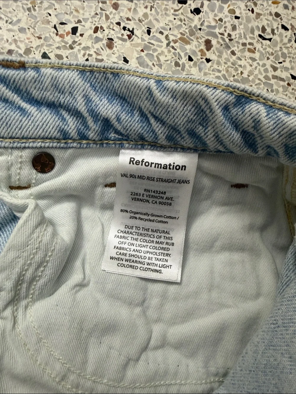 Reformation Val 90’s mid rise straight jeans denim light wash 27 - Picture 7 of 7